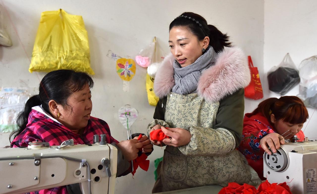 家庭代加工什么项目好让她们在家也能挣点钱