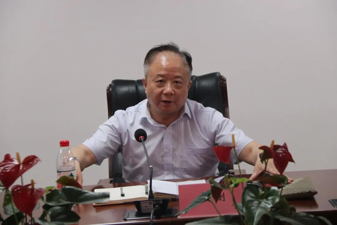 现在哪个电子外贸平台比较热门些你们公司用什么外贸软件