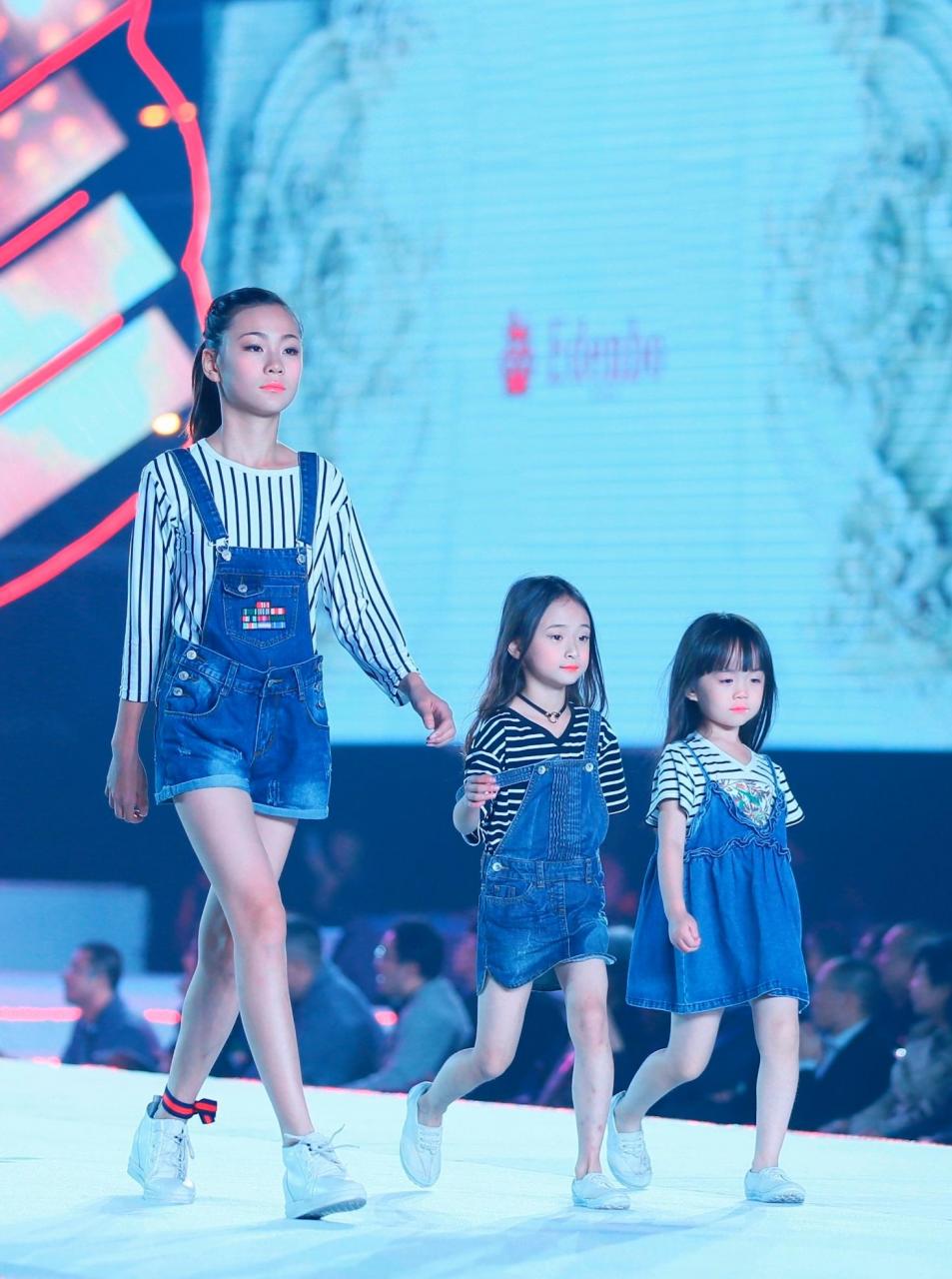 网上比较好的批发平台买衣服在哪个平台买好