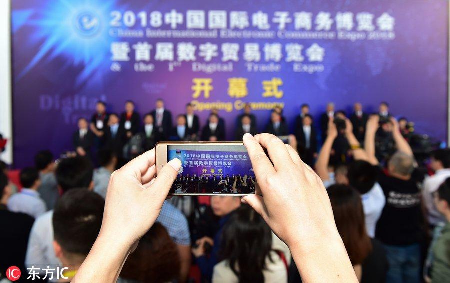 跨境电商如何找客户聊天(跨境电商如何找客户聊天)