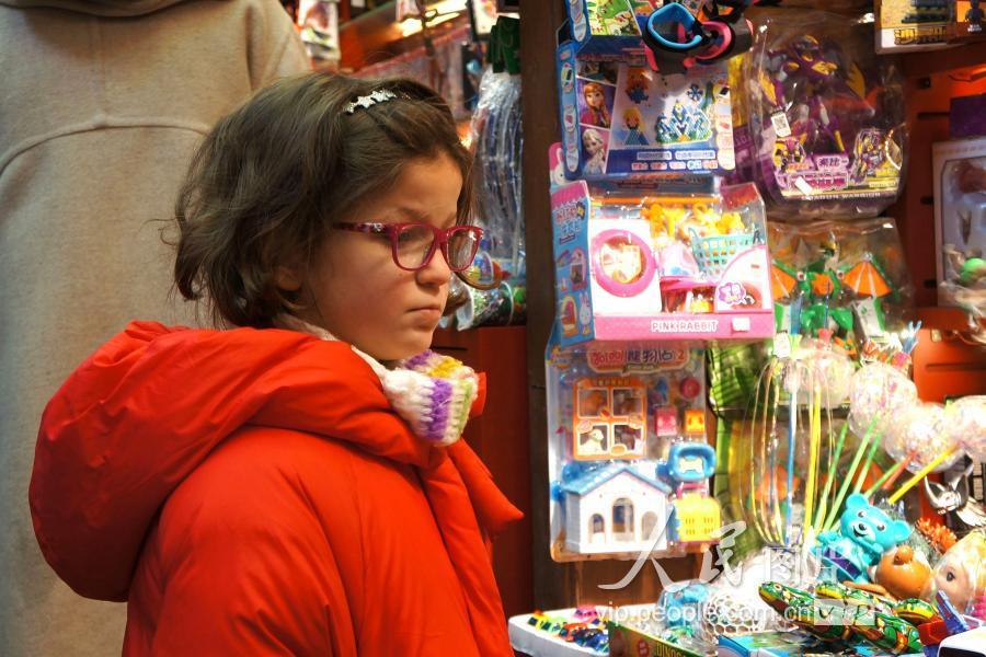 北京逛街购物北京上海这种大城市的物价是个什么水平