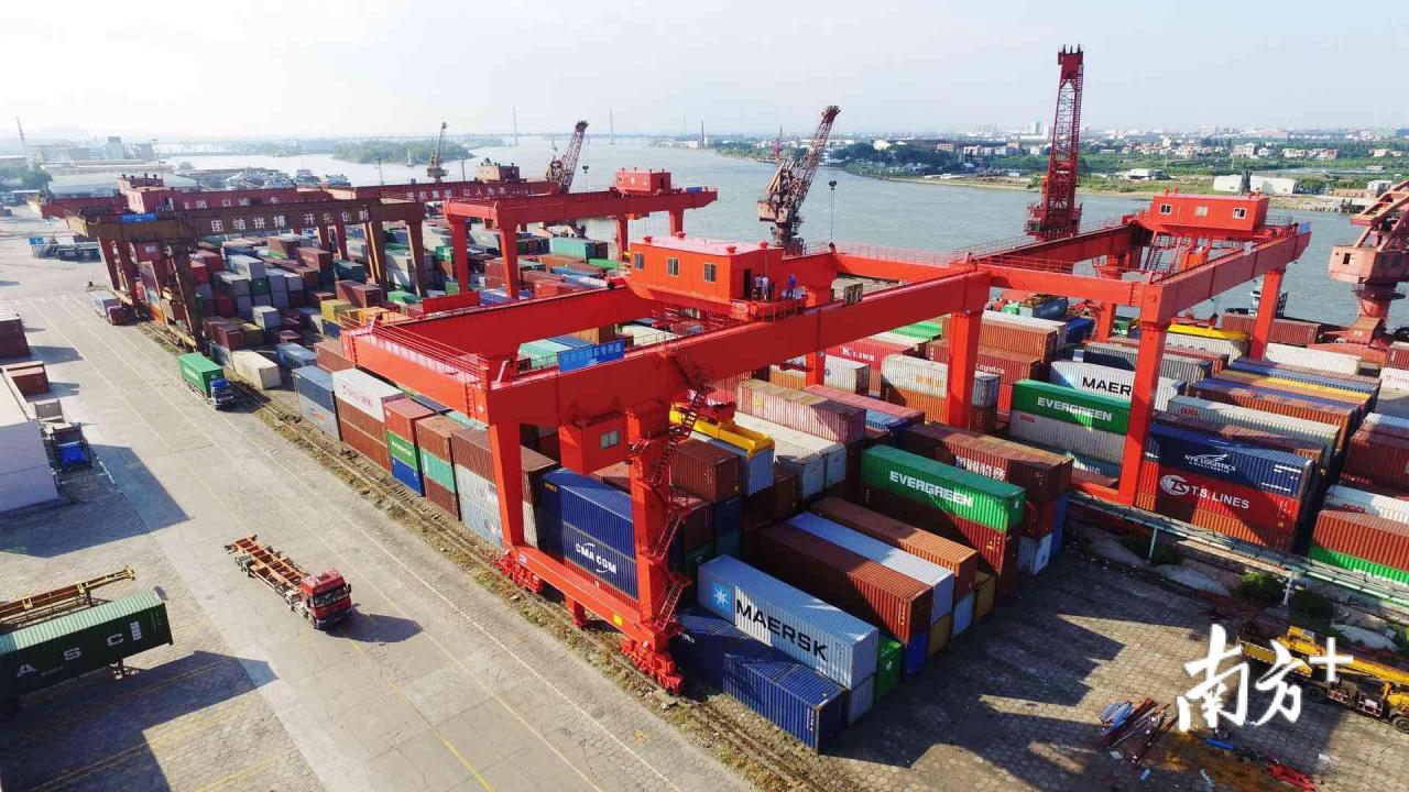 中山哪里卖外贸的衣服多(中山休闲服装批发市场)