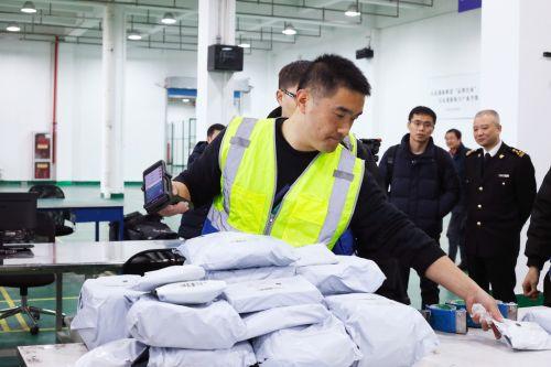 阿里巴巴国际站报关退税阿里国际站有订单后交易流程是怎么样的