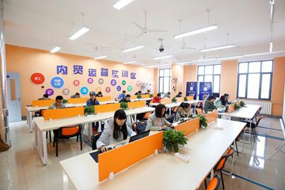 国际贸易实务试卷及答案国际贸易实务商品品质