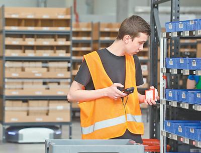 外贸机器人好用吗(外贸机器人割草机行业趋势)