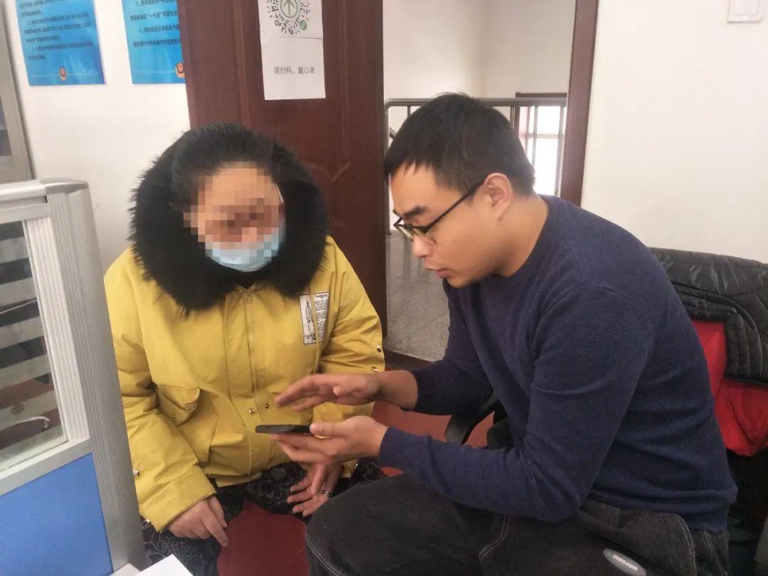 贷款网页模板感觉现在好多网络平台都可以借贷款