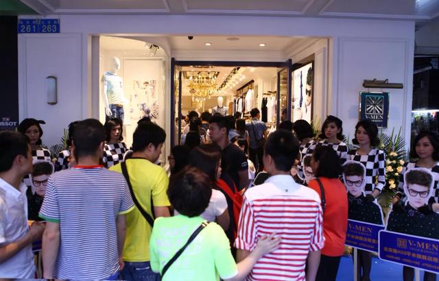 铺面转让协议（店铺转让协议模板免费）