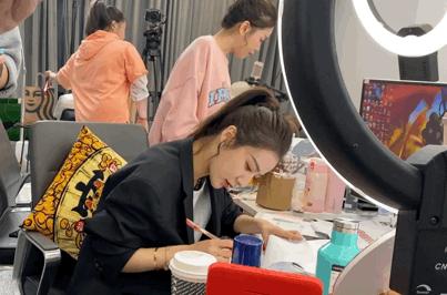 电商和直播带货的区别想进入直播行业带货